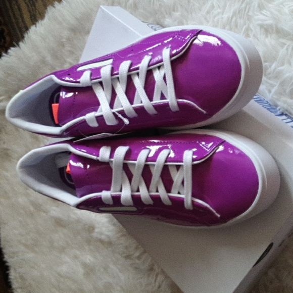 SALE!!!Adidas sleek snickers - Picture 2 of 12